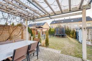 Modernes Familiendomizil mit sonnigem Grundstück – Die vollständige Adresse der Immobilie erhältst du vom Anbieter., 12524 Altglienicke, Berlin – Vorschaubild 4