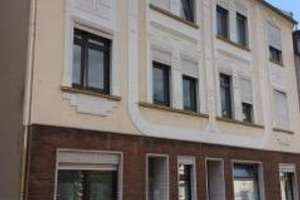 Großzügige2-Zimmmer-Whg. mit potenzial zur 3-Zimmer-Whg.!