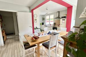 Wohnen & Vermieten in Top-Lage: Haus mit bis zu vier Einheiten! – Die vollständige Adresse der Immobilie erhältst du vom Anbieter., 27476 Cuxhaven – Vorschaubild 2