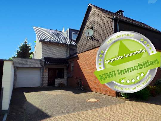 Vermietetes 3 Familienhaus Plus Vorderhaus In Richrath Zu Verkaufen