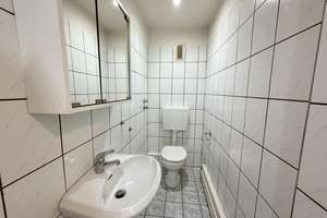 Klein aber fein! Gepflegte 2-Zimmer Dachgeschosswohnung mit Einbauküche! – Die vollständige Adresse der Immobilie erhältst du vom Anbieter., 41066 Neuwerk-Mitte, Mönchengladbach – Vorschaubild 7