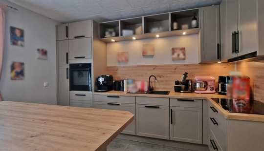 Bild von Zum Teil sanierte Kapitalanlage mit ca. 130 m² Wohn- und Nutzfläche und ca. 6,3 % Rendite