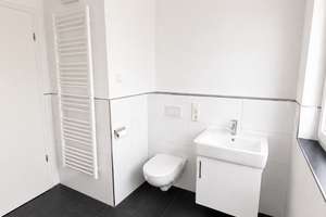 Bensberg: Neuwertige 2-Zimmer Wohnung + Aufzug + Tiefgarage – Kölner Str. 57, 51429 Kaule, Bergisch Gladbach – Vorschaubild 8