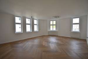 ERSTBEZUG in OBK! Moderne 2-Zi-Whg mit Atlbaucharme