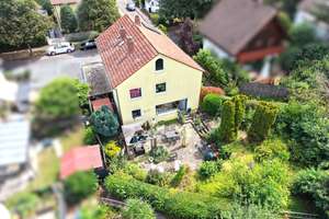 Attraktives Zweifamilienhaus in begehrter Wohnlage des Heilbronner Ostens