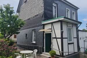 Mehrgenerationenhaus in Solingen (Höhscheid) – Die vollständige Adresse der Immobilie erhältst du vom Anbieter., 42655 Burg/Höhscheid, Solingen – Vorschaubild 1