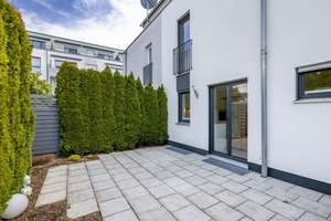 Sheridan Park trifft Lebensqualität – Seltene Gelegenheit: Neuwertige DHH mit 157 m² & Dachterrasse – Die vollständige Adresse der Immobilie erhältst du vom Anbieter., 86157 Pfersee-Süd, Augsburg – Vorschaubild 10