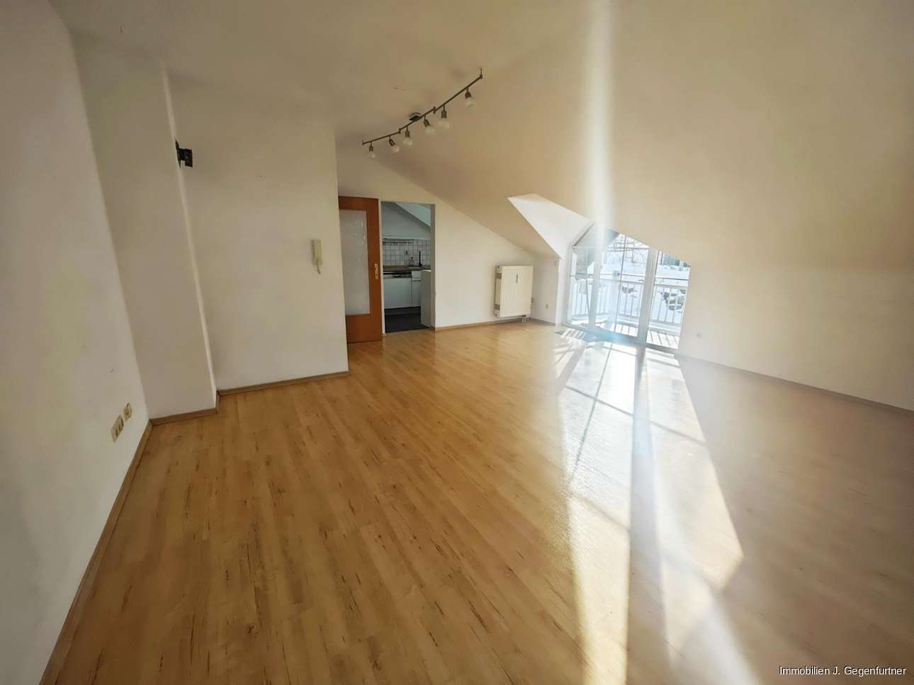 Immobilie in Neuschönau - Tolle 3-Zimmer-Wohnung im Bergdorf Waldhäuser - mit Garage! - Bild 6