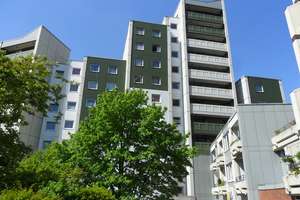 3-Zimmer-Wohnung mit Dusch- und Wannenbad! Mit WBS! – Krautsberg 13, 42275 Barmen, Wuppertal – Vorschaubild 2