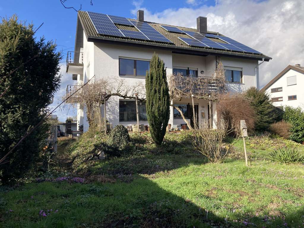 Immobilie in Au am Rhein - Geräumiges 8-Zimmer-Haus in Au am Rhein, Baujahr 1976 - Bild 1