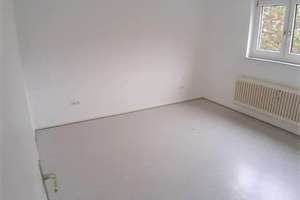 Frisch gestrichene 4-ZKB im 3. Stock sucht Nachmieter (kein WBS) – Birkhahnweg 4, 34123 Bettenhausen, Kassel – Vorschaubild 5