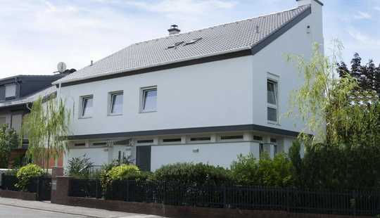Bild von Exklusive Traumvilla: Stilvoller Komfort und modernes Design in Dreieich-Götzenhain vereint!