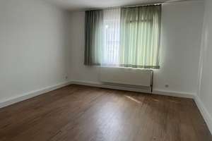 Charmante 2-Zimmer-Wohnung im 2. Obergeschoss mit Loggia und Gartennutzung – Peter-Raspe-Straße 56, 42651 Solingen-Mitte, Solingen – Vorschaubild 6