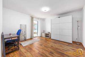 Neuwertige Doppelhaushälfte in Oberschneiding – Baujahr 2019, energieeffizient nach KfW – Die vollständige Adresse der Immobilie erhältst du vom Anbieter., 94363 Oberschneiding – Vorschaubild 23