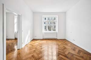 München Bestlage: 6-Zimmer-Altbauwohnung im Denkmalschutz mit Balkon und Luxusküche – Die vollständige Adresse der Immobilie erhältst du vom Anbieter., 81541 Obere Au, München – Vorschaubild 6