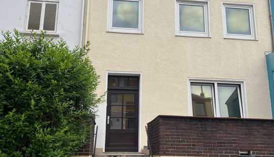 Bild von Schöner Altbau mit drei Wohnungen und Garten im Flüsseviertel!