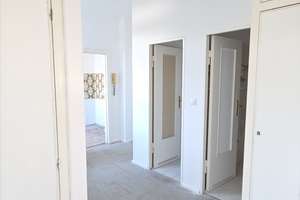 Bezugsfreie Wohnung zur Sanierung in gefragter Wohnlage – Die vollständige Adresse der Immobilie erhältst du vom Anbieter., 14193 Schmargendorf, Berlin – Vorschaubild 2
