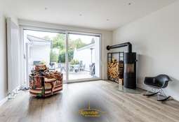 Wohnzimmer Sicht auf Terrasse