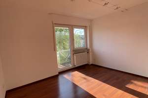 Zentral und grün: Zweizimmerwohnung in der Karlsruher Weststadt – Die vollständige Adresse der Immobilie erhältst du vom Anbieter., 76135 Weststadt, Karlsruhe – Vorschaubild 3