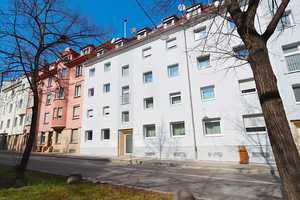 Provisionsfrei! Frisch renovierte 3-Zim.-Wohnung mit Loggia und EBK im modernisierten Haus in S-Ost – Wagenburgstraße 97, 70186 Stuttgart – Vorschaubild 9