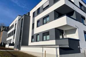 Modernes Appartement mit Einbauküche, Loggia und Stellplatz – Hohensteiner Straße 44, 9366 Stollberg/Erzgebirge – Vorschaubild 2