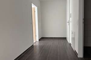 Einziehen und wohlfühlen! 2 Zimmer Wohnung mit Balkon! – Nachtigallenstr. 16, 51147 Wahn, Köln – Vorschaubild 7