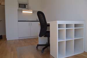 Modernes 1-Zimmer-Apartment für Studenten / Auszubildende mit Balkon, Dachterrasse & Top-Lage  – Steinhauser Straße 1, 81677 Steinhausen, München – Vorschaubild 4
