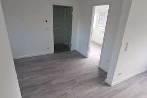 Sanierte + gemütliche DG-Wohnung – Freiligrathstraße 48, 47799 Cracau, Krefeld – Vorschaubild 5