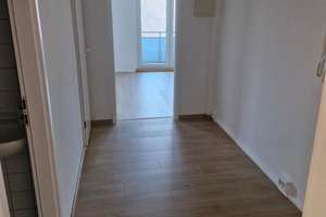 Helle und moderne 2-Zimmer-Wohnung in Magdeburg mit Balkon – Breitscheidstraße 35, 39114 Herrenkrug, Magdeburg – Vorschaubild 2