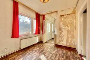 Sanierungsbedürftiges Einfamilienhaus am Fuße der Püttberge – Berlin – Vorschaubild 6