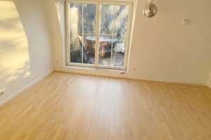 Wohnen mit Flair am Englischen Garten – 2,5 Zimmer im Dachgeschoss mit Dachterrasse – Kunigundenstraße XXX, 80802 Münchner Freiheit, München – Vorschaubild 3