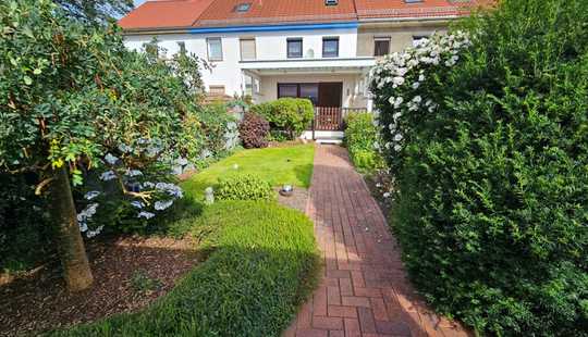 Bild von Der Traum vom Eigenheim - hier wird er wahr -
sehr gepflegtes Reihenmittelhaus sucht neue Eigentüme