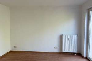 °Schön Wohnen in Johannstadt° helle 2 Zimmer mit Balkon, renoviert mit Laminat + Wannenbad + Aufzug – 1307 Johannstadt-Süd, Dresden – Vorschaubild 15