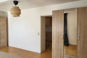 kleine teimobilierte Wohnung mit separater Küche in Köln, Worringen – Die vollständige Adresse der Immobilie erhältst du vom Anbieter., 50769 Worringen, Köln – Vorschaubild 3