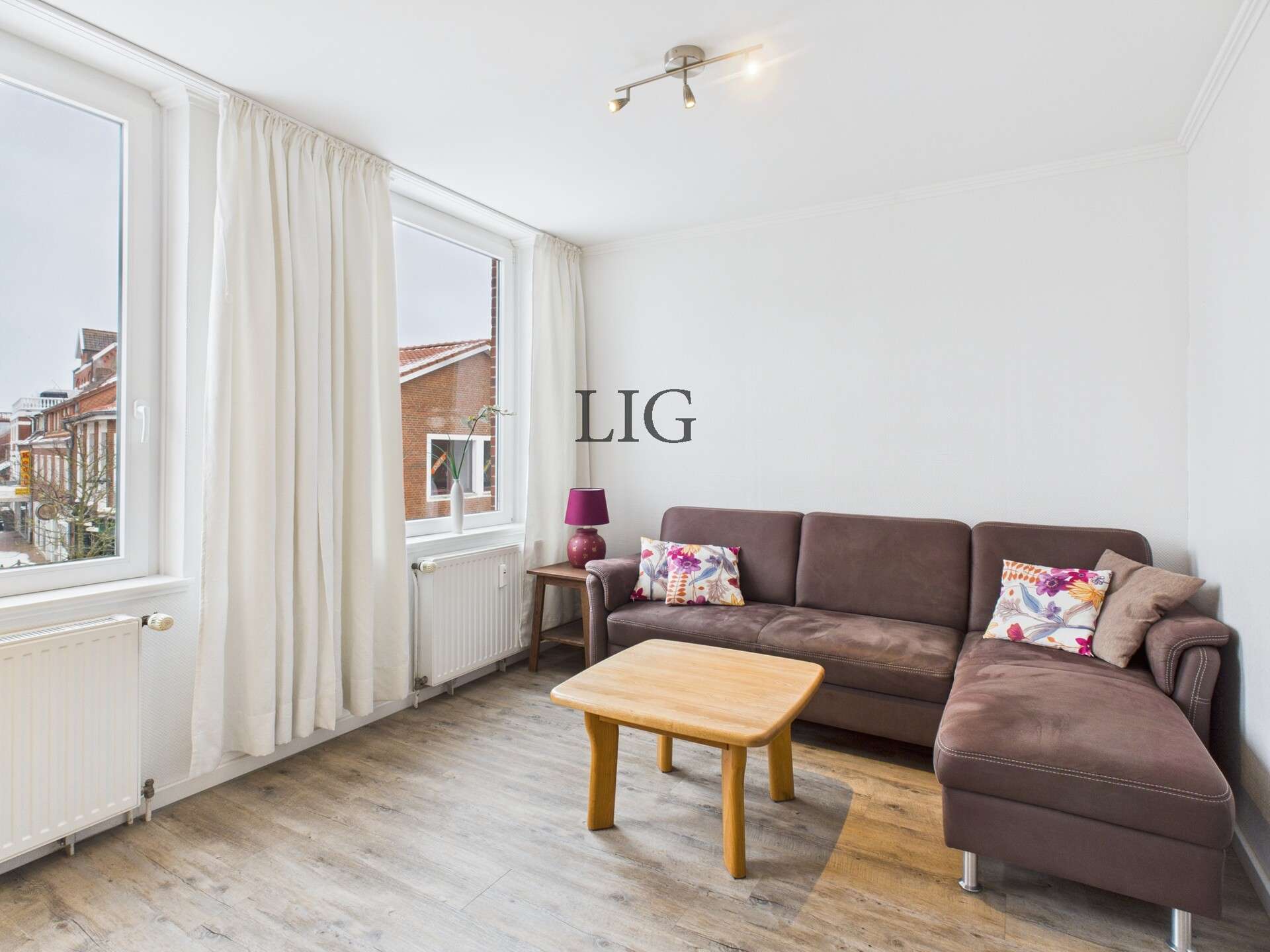 Immobilie in Langeoog - LAGE, LAGE, LAGE: Traumhafte Ferienwohnung nur wenige Meter vom Wasserturm und Hauptstrand entfernt! - Bild 10