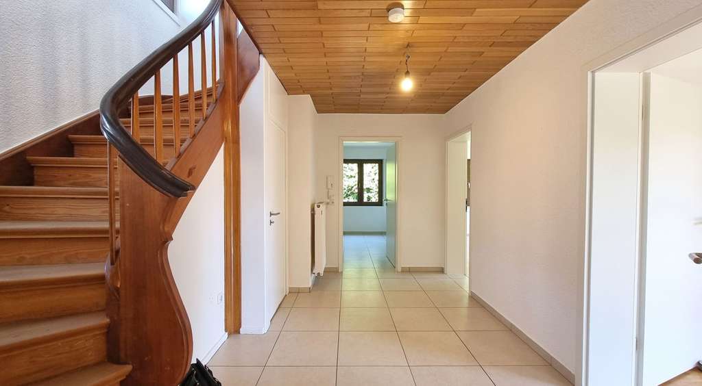 Immobilie in Hasselroth - Hübsches Einfamilienhaus mit schönem Garten in ruhiger Lage von Niedermittlau - Bild 4