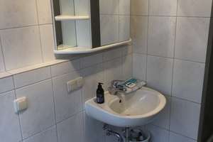 Gepflegte 2-Zimmer-Wohnung mit Balkon im 1. OG in Wuppertal-Heckinghausen – Oberwall 6b, 42289 Heckinghausen, Wuppertal – Vorschaubild 8