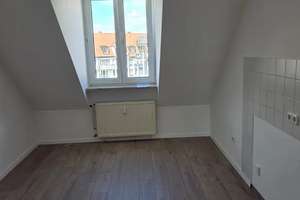 Modernisierte Wohnung im 3. OG zu vermieten | 3-Zimmer-Wohnung (119m²) – 93055 Burgweinting-Harting, Regensburg – Vorschaubild 10