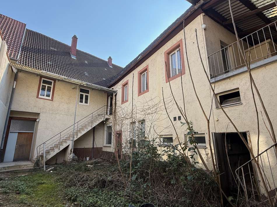 Rückseite Bestandsgebäude