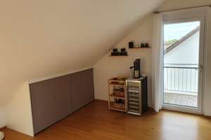 Exklusive 2-Zimmer Dachgeschosswohnung mit Einbauküche (Nähe S-/U-Bahn Feldmoching) – Die vollständige Adresse der Immobilie erhältst du vom Anbieter., 80995 Feldmoching, München – Vorschaubild 22