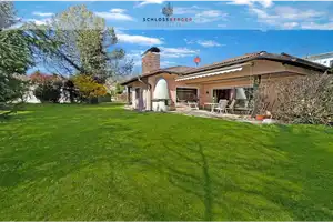 "ZAUBERHAFTER BUNGALOW": EFH in begehrter Lage Starnbergs am Landschaftsschutzgebiet – Starnberg (Kreis) – Vorschaubild 1