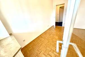 Wohnen am Stadtpark!
Ihre 3,5 Zimmer Wohnung mit Aufzug im Westen! – Die vollständige Adresse der Immobilie erhältst du vom Anbieter., 93049 Westenviertel, Regensburg – Vorschaubild 32