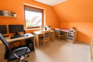 Familienfreundliches Einfamilienhaus in ruhiger Hinterbebauung – viel Platz, großer Garten und Ausba – Die vollständige Adresse der Immobilie erhältst du vom Anbieter., 28777 Farge, Bremen – Vorschaubild 10