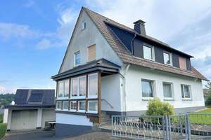 Ideal für Familien oder Kapitalanleger: Zweifamilienhaus in ruhiger Lage von Warstein-Belecke! – Die vollständige Adresse der Immobilie erhältst du vom Anbieter., 59581 Warstein – Vorschaubild 3