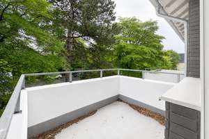 Blick auf die Rheinauen: 3-Zimmer-Wohnung mit Terrasse und TG-Stellplatz in Düsseldorf Kaiserswerth – Die vollständige Adresse der Immobilie erhältst du vom Anbieter., 40489 Kaiserswerth, Düsseldorf – Vorschaubild 11