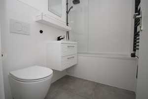 Komplett renoviertes, möbliertes 1-Zimmer-Apartment mit Alpenblick. – Hauzenbergerstraße 20, 80687 München – Vorschaubild 7