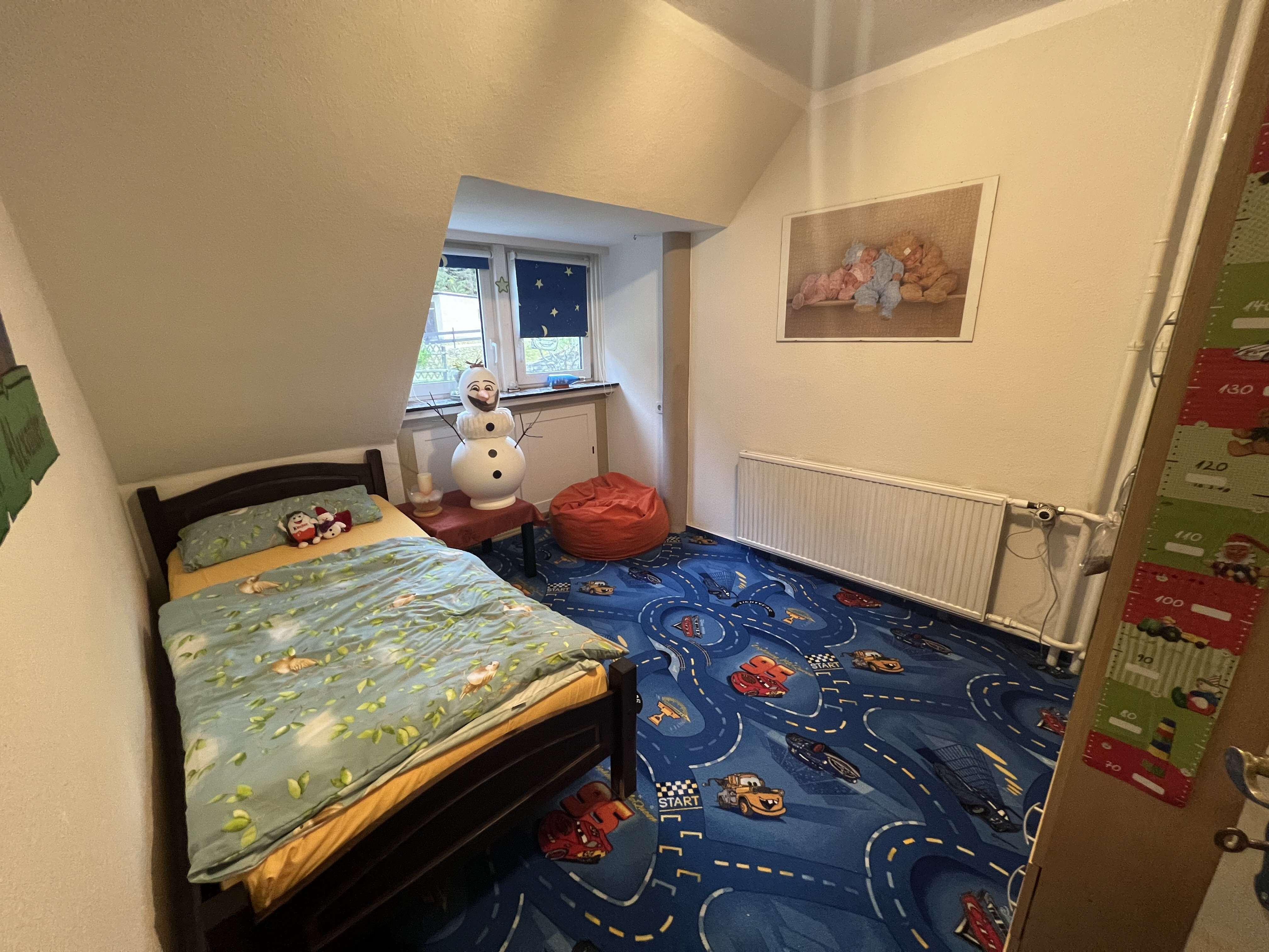 Immobilie in Schwarzenberg/Erzgebirge - Schöne DHH am Waldrand mit tollem Grundstück! - Bild 8