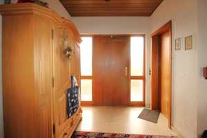 Charmantes Einfamilienhaus mit großem Grundstück und Ausbaupotenzial in Pettstadt ! – Bamberg (Kreis) – Vorschaubild 7