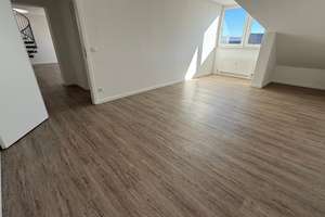 DG-Maisonette inkl EBK  / Laminat / Bad mit Fenster + Dusche u.v.m. – Clausstraße 76-80, 9126 Lutherviertel, Chemnitz – Vorschaubild 14
