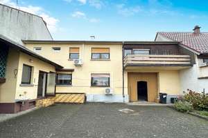 Solides 1-2 Familienhaus mit Ausbaureserve und Hof – perfekt für Familien oder kreative Selbstgestal – Die vollständige Adresse der Immobilie erhältst du vom Anbieter., 68794 Oberhausen-Rheinhausen – Vorschaubild 2